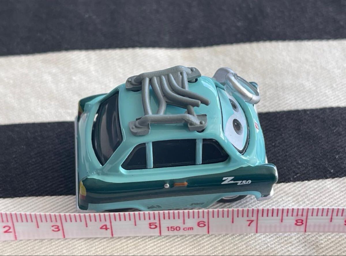 新品非売品　カーズ ミニカー　プロフェッサーゼット_画像3