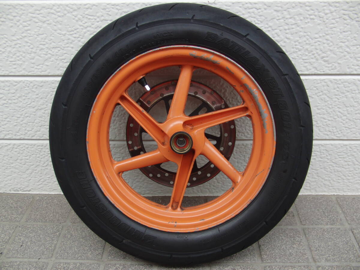 ★NSR50/80 後期 純正6本 レプソルフロントホィール + ブレーキディスク＋バトラックス タイヤ付 ！_画像1