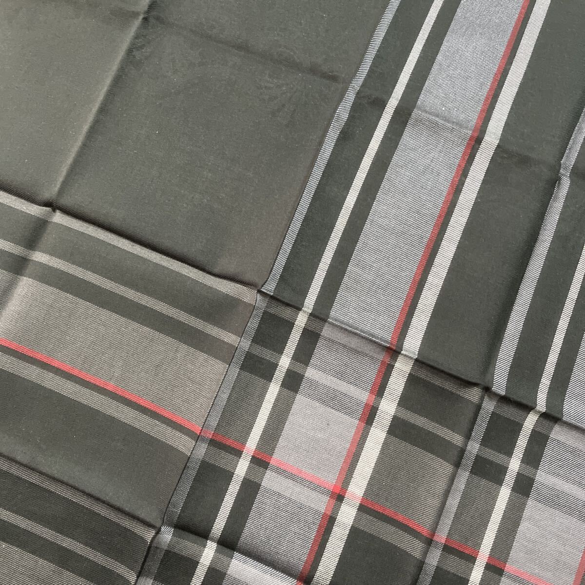 送料無料　カルバンクライン　オロビアンコメンズハンカチ4枚セット♪♪ ブラック系でおまとめ　ブランドハンカチ　素敵なメンズに 紳士用_画像5