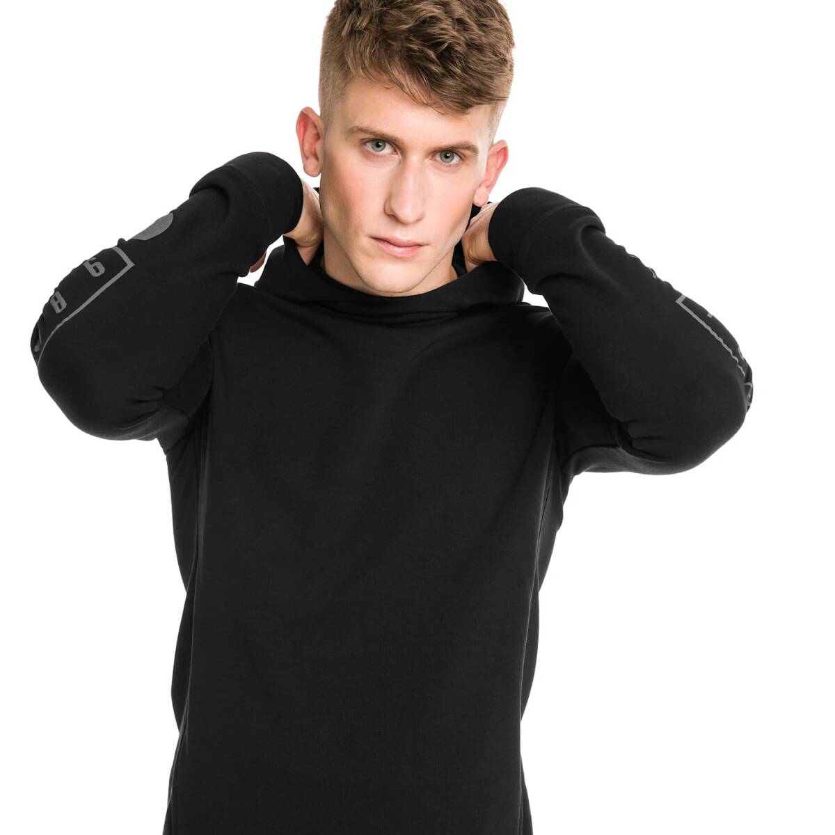 プーマ サイズ US M アーセナル FC ファン スローガン フーディー 税込定価6600円 ARSENAL ブラック パーカー イングランド プレミアリーグ_画像6