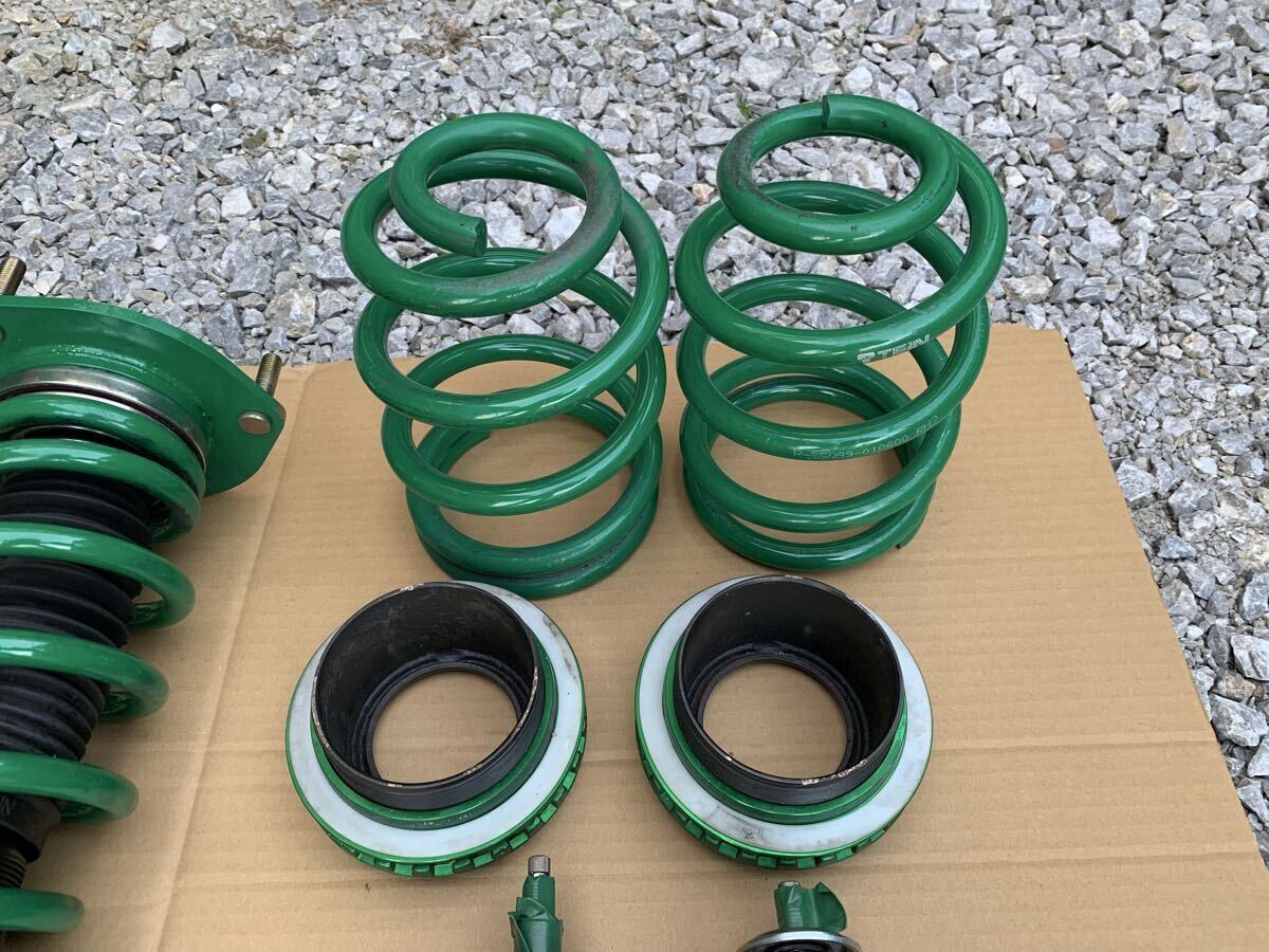 TEIN 車高調 FLEX Z フレックスZ フルタップ テイン 80 ヴォクシー ノア ZRR80 ZWR80_画像3