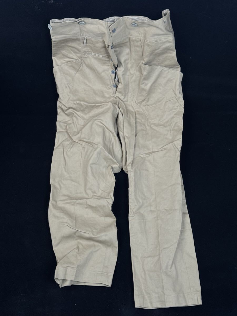  полный . страна . дешево армия mongoru военная одежда верх и низ милитари война материалы старый дом первый . старый Япония армия China полный . Taiwan утро .