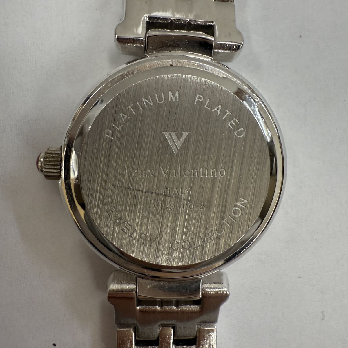 v1 иен ~ Izax Valentino IVL-9100-2 Isaac Valentino наручные часы кварц натуральный рубин камень есть ракушка циферблат текущее состояние неподвижный товар KB2626