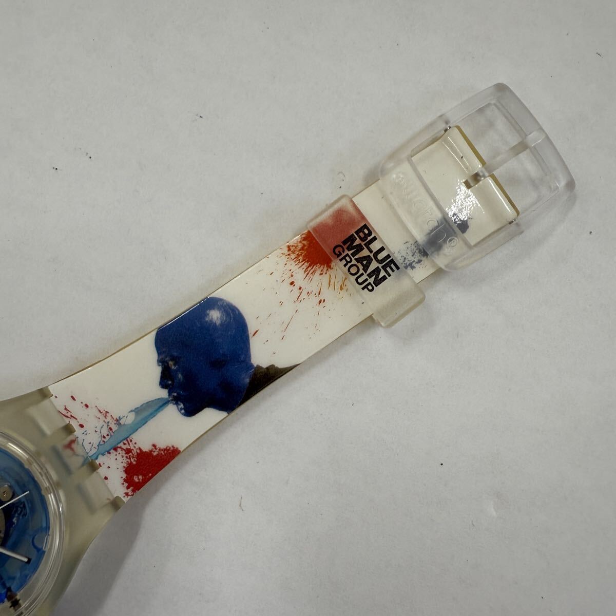 ▽1円〜 Swatch スウォッチ Blue Man Group ブルーマン・グループ コラボウォッチ SUJK104C クオーツ 腕時計 現状不動品 KB2629_画像3