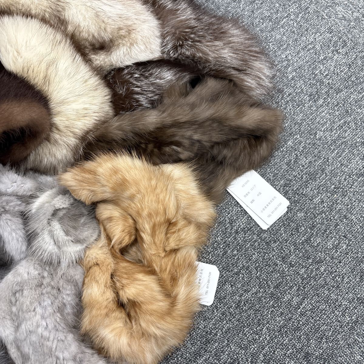 ●1円スタート●ファーショール 大量まとめ売り ② フォックス ミンク 他 リアルファー 毛皮 マフラー ティペット ファー小物 HS7055_画像10