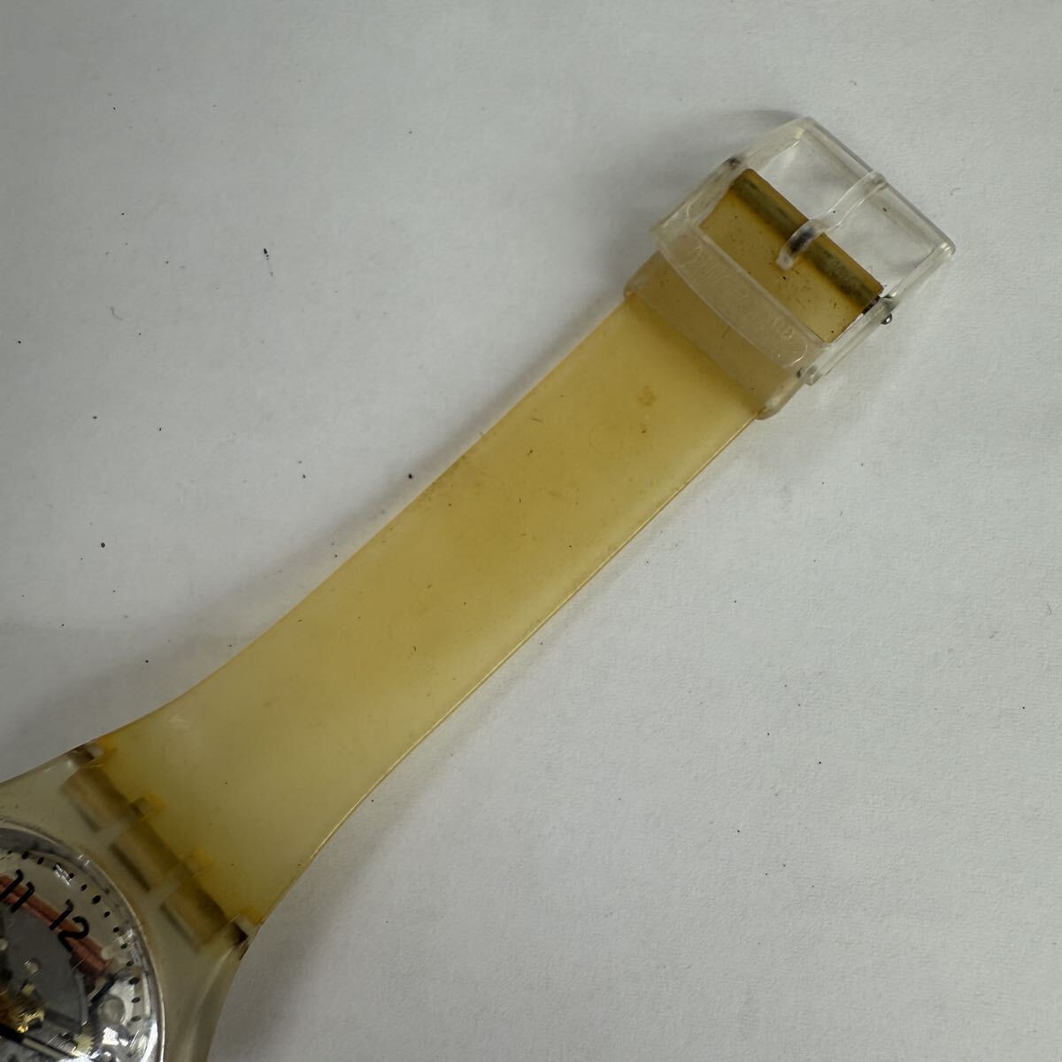 ▽1円〜 Swatch スウォッチ　Transparent トランスペアレント GK209 スケルトン 腕時計 クオーツ 現状不動品 KB2726_画像2