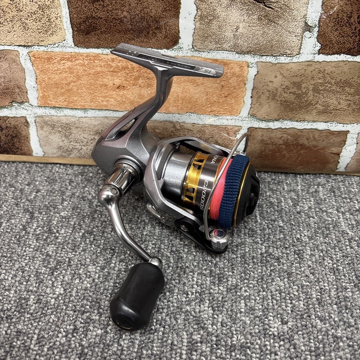 ●SHIMANO シマノ SEDONA C2000S セドナ スピニングリール 釣具 釣り具 釣り用品 釣り小物 HS7115_画像1