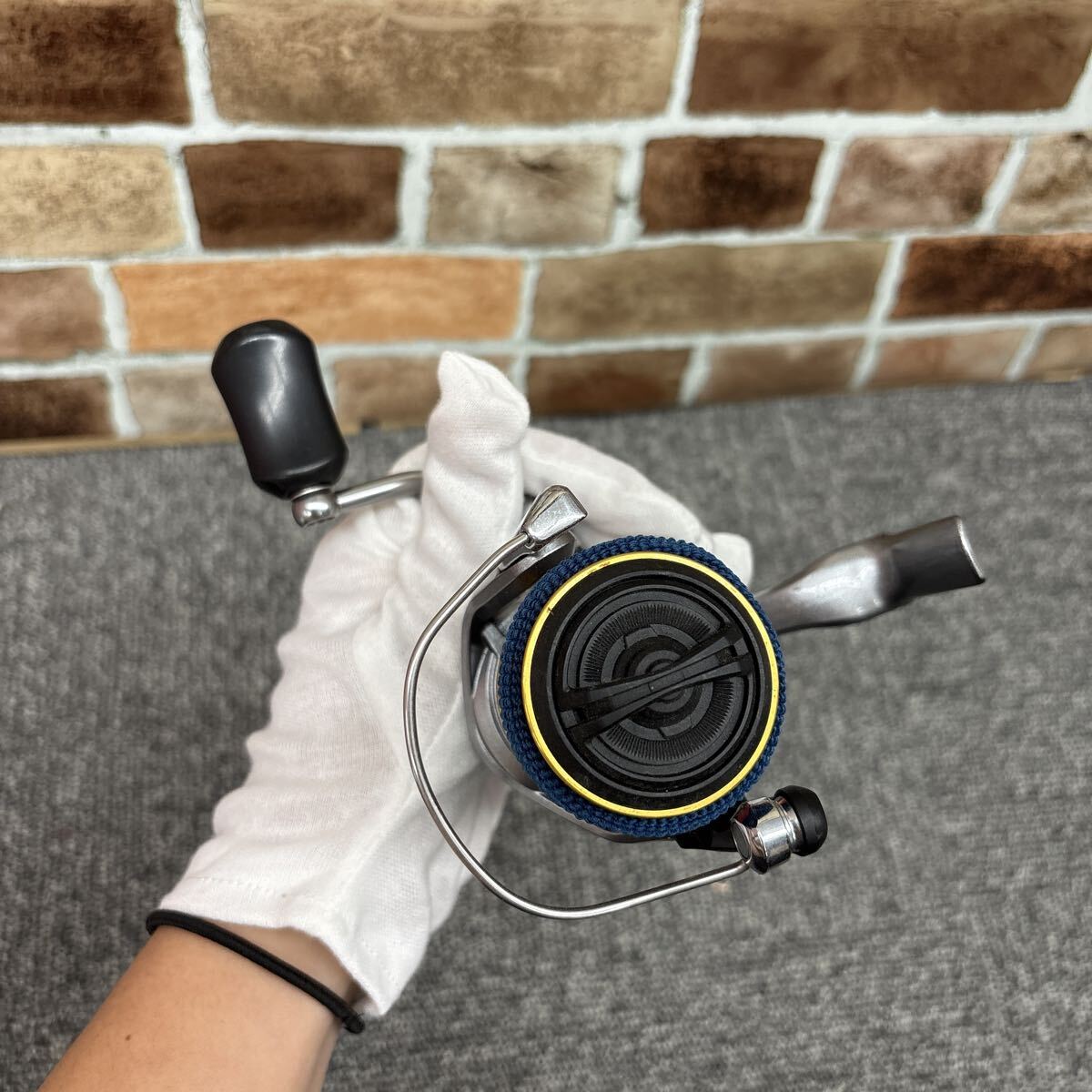 ●SHIMANO シマノ SEDONA C2000S セドナ スピニングリール 釣具 釣り具 釣り用品 釣り小物 HS7115_画像6