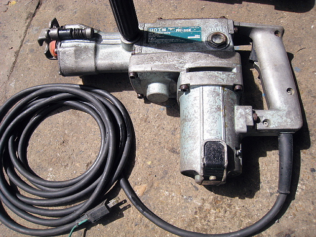 ハンマードリル　日立工機 　HITACHI 38㎜　PR-38E 斫り はつり 破砕 穿孔 穴あけ 電動工具 100V _画像2