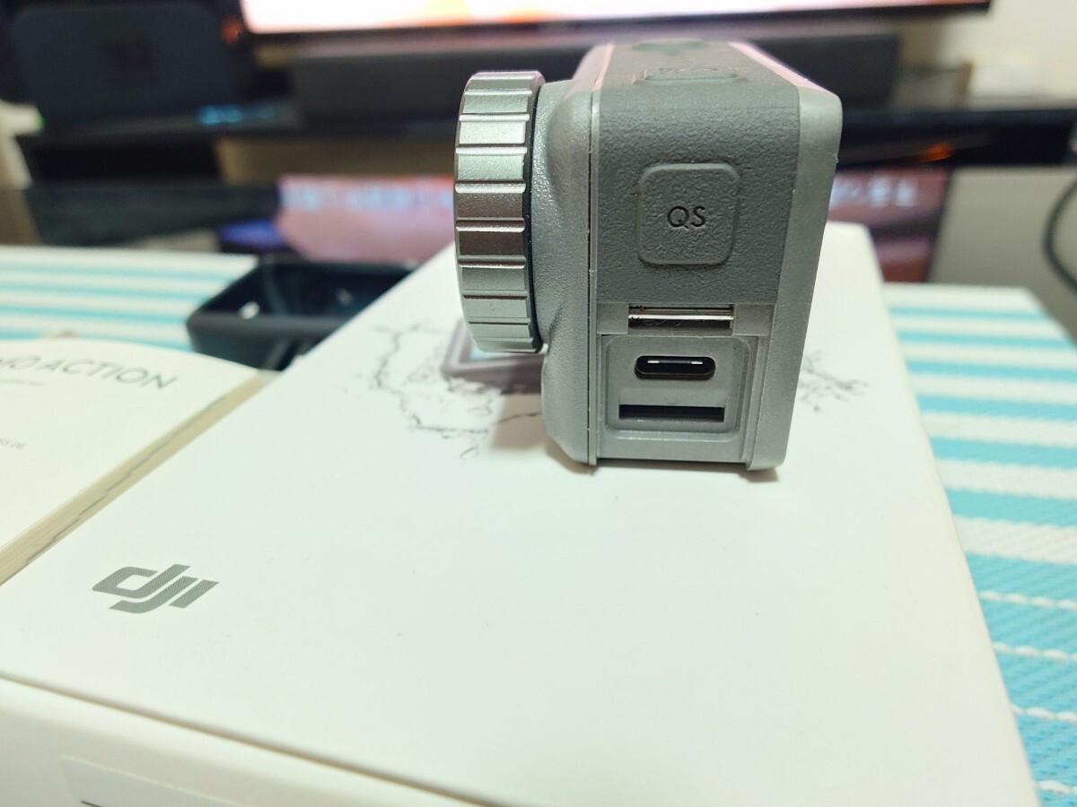 【欠品あり】 OSMO ACTION ウェラブルカメラ DJI アクションカメラ おまけつき_画像2