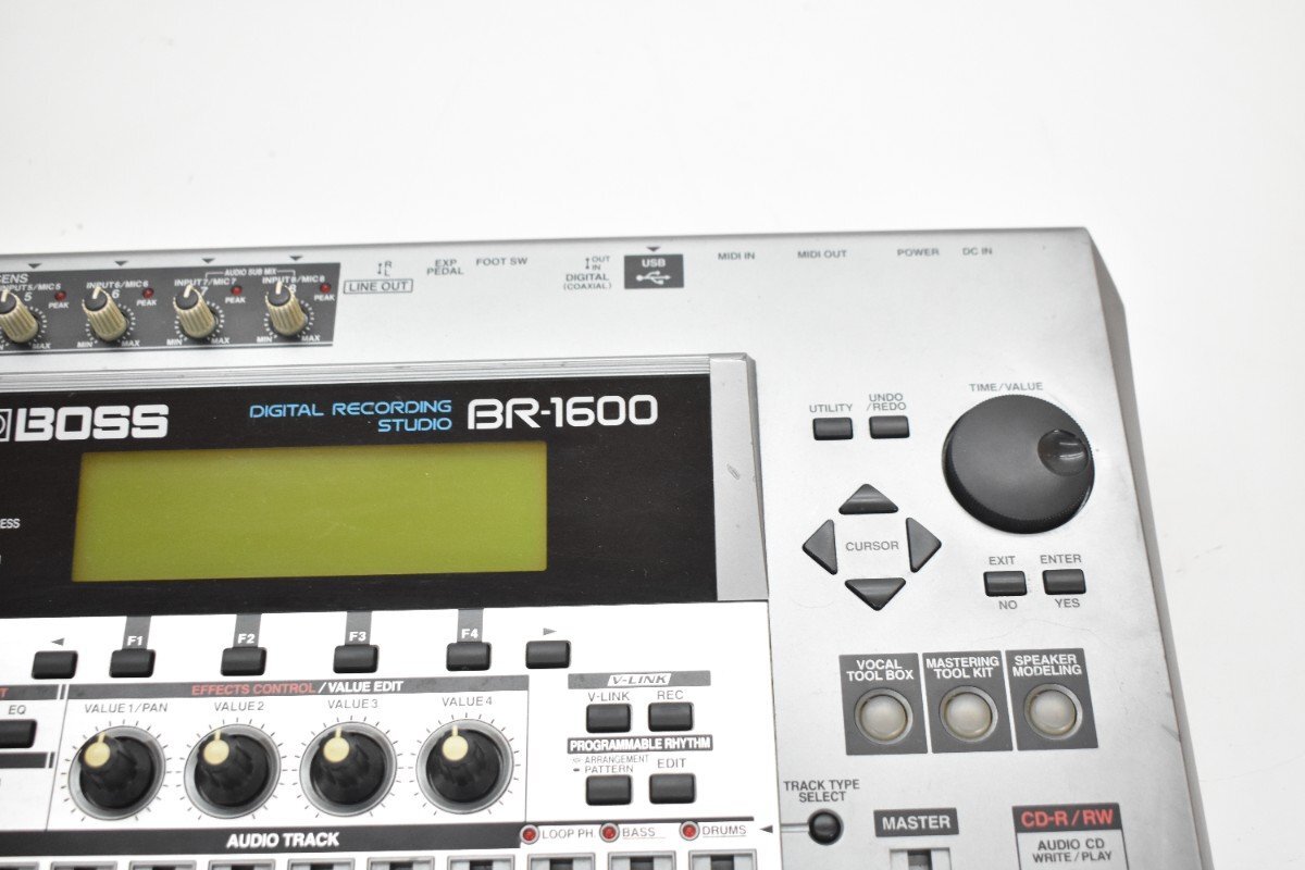 BOSS BR-1600CD многоканальный магнитофон [ Boss ][DIGITAL RECORDING STUDIO]26M