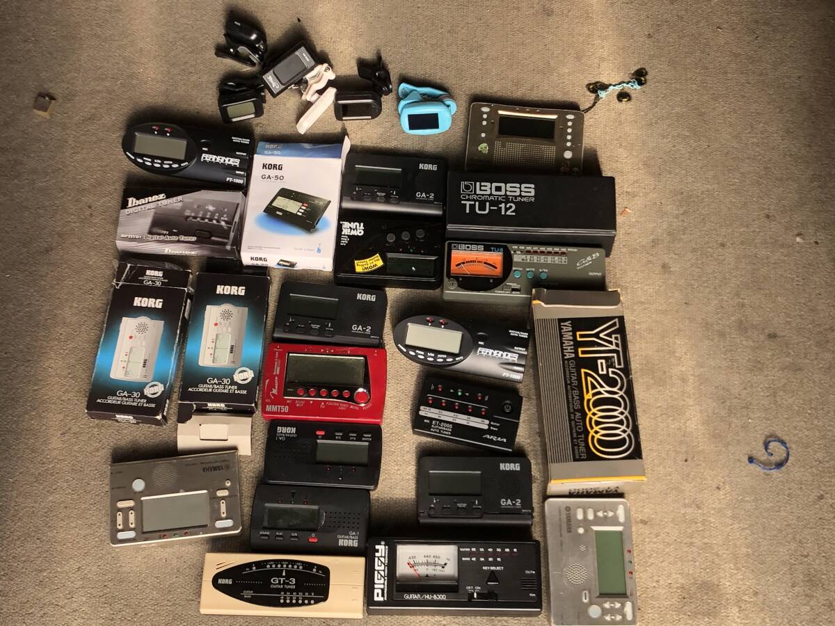 ◆◇ギター用　チューナー　カポタスト、クロップ等色々 ジャンク品◇◆_画像2