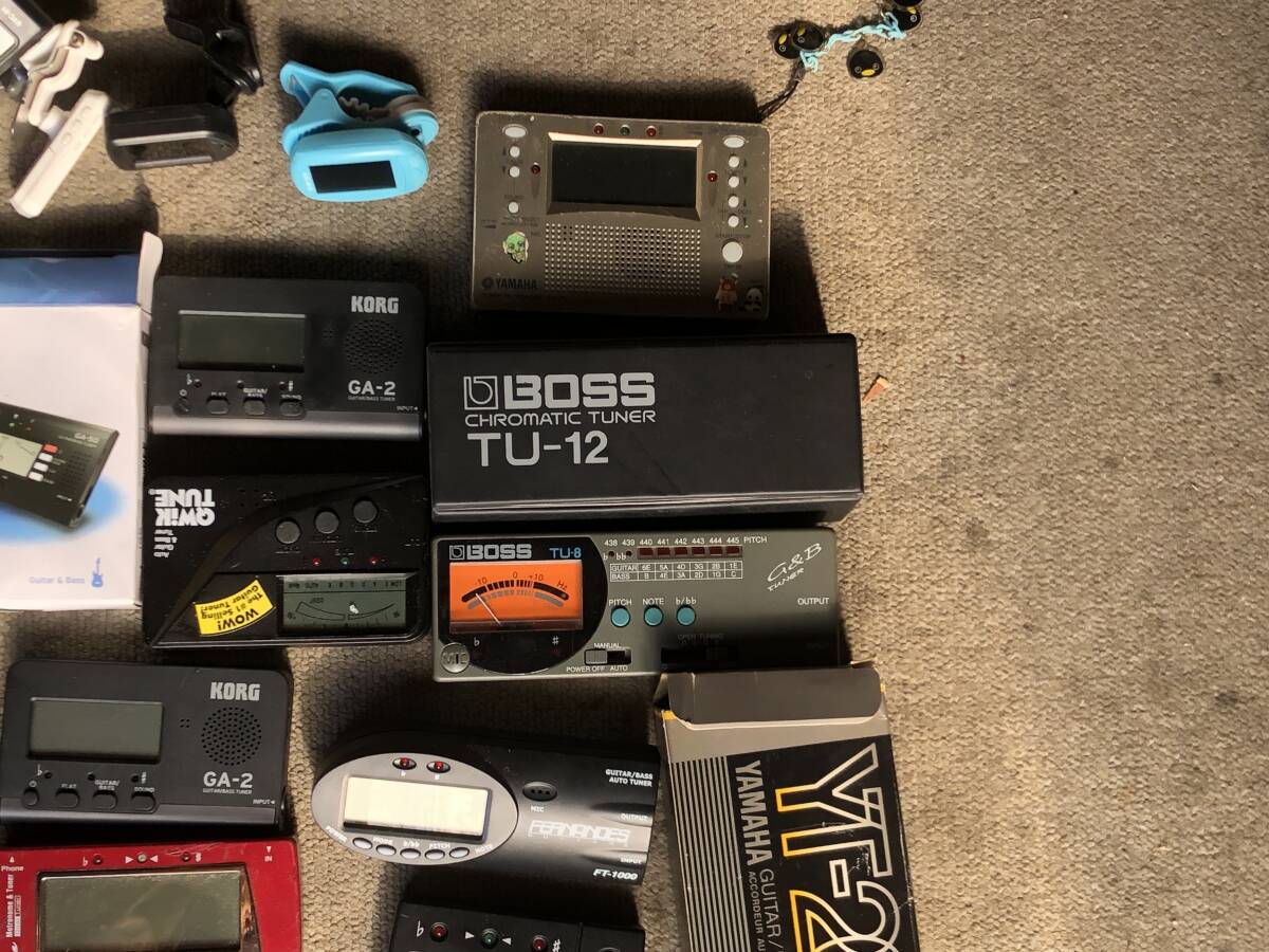 ◆◇ギター用　チューナー　カポタスト、クロップ等色々 ジャンク品◇◆_画像6