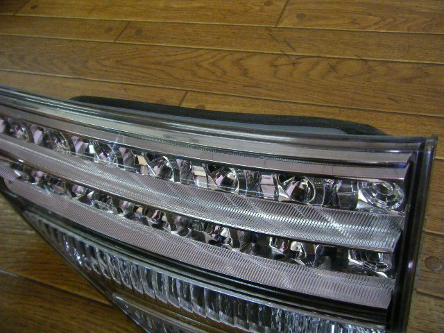 ５０　エスティマ　前期　純正　クリア　テールランプ　右　内側　ＩＣＨＩＫＯＨ ２８－１９７　P4872_画像5