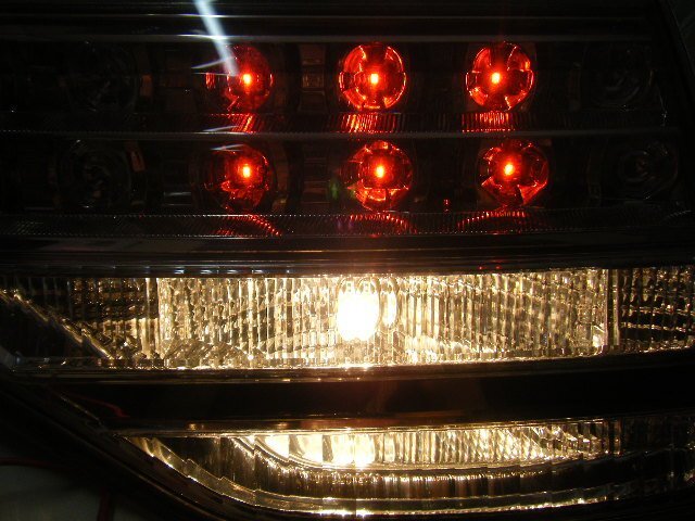 ５０　エスティマ　前期　純正　クリア　テールランプ　右　内側　ＩＣＨＩＫＯＨ ２８－１９７　P4872_画像3