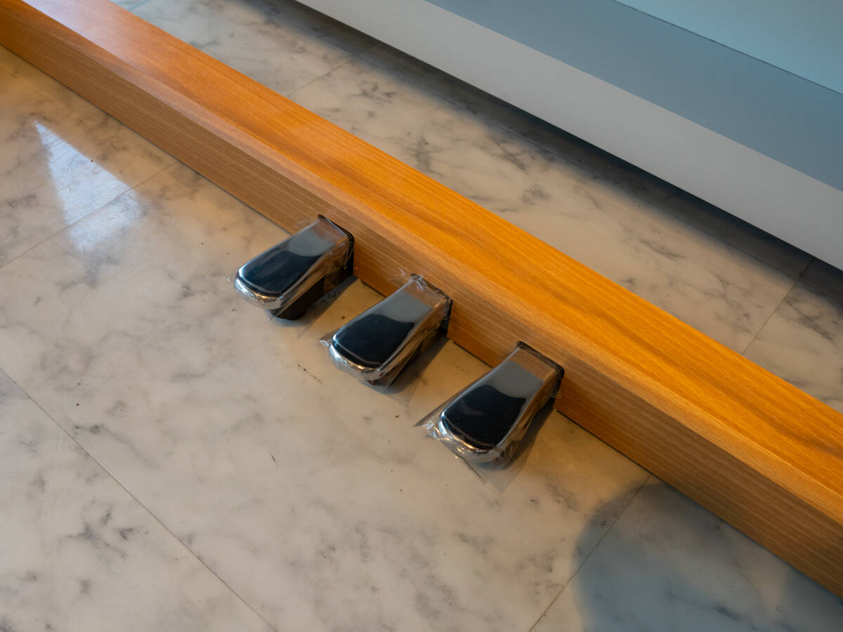 【岡山発】ローランド　中古電子ピアノ　DP603-NB　椅子付属　ナチュラルビーチ_画像6