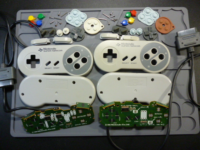 〔レストア242〕スーパーファミコン(初期型)　SFC　フルセット　分解清掃　コンデンサ交換　漂白　除菌　動作確認済み　取説コピー付き_画像4