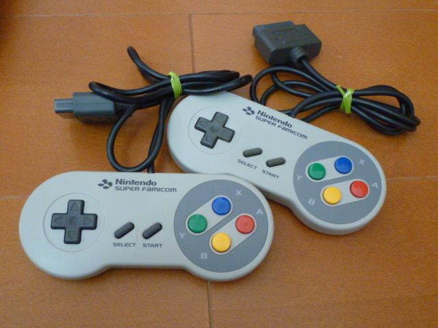 〔レストア242〕スーパーファミコン(初期型)　SFC　フルセット　分解清掃　コンデンサ交換　漂白　除菌　動作確認済み　取説コピー付き_画像5