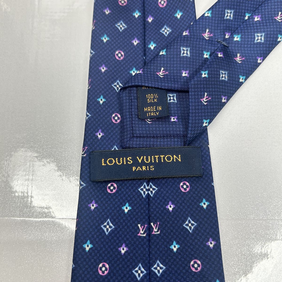 LOUIS VUITTON ルイヴィトン 極美品 現行 ネクタイ モノグラム シルク100 ネイビー_画像5