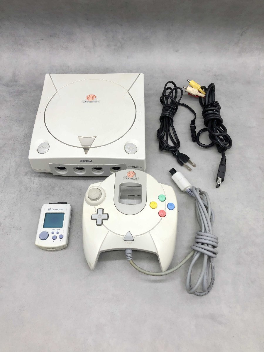ドリームキャスト 一式 【GM16】本体 HKT-3000 コントローラー HKT-7700 ビジュアルメモリ HKT-7000 ゲーム機 据え置き型 動作品 250819_画像1