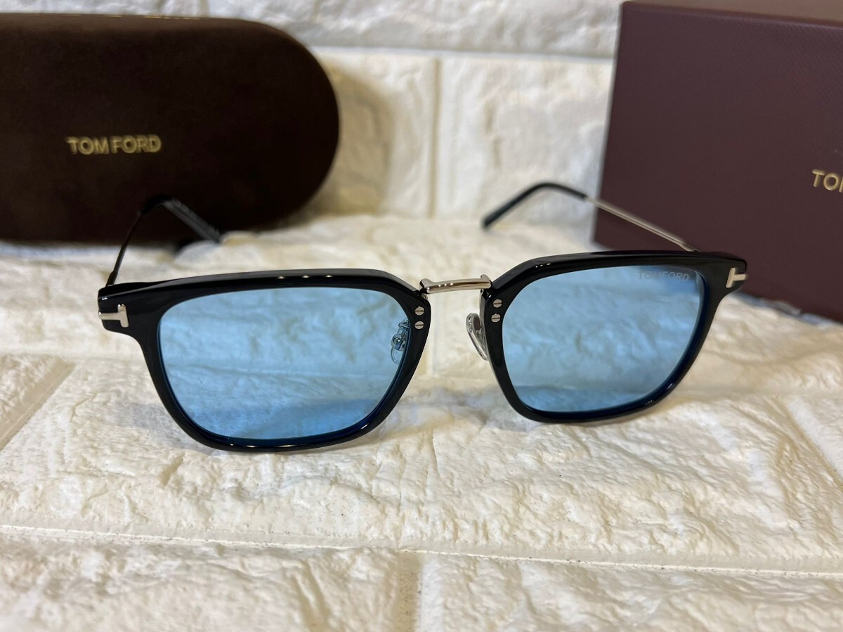 トムフォード　TOMFORD　サングラス　アイウェア　ブルーレンズ_画像1