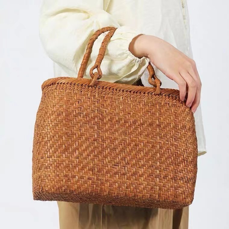 新入荷★職人手作り良品★山葡萄かごバッグ 手編み山葡萄籠バッグ バスケット籐かご 自然の良品_画像5