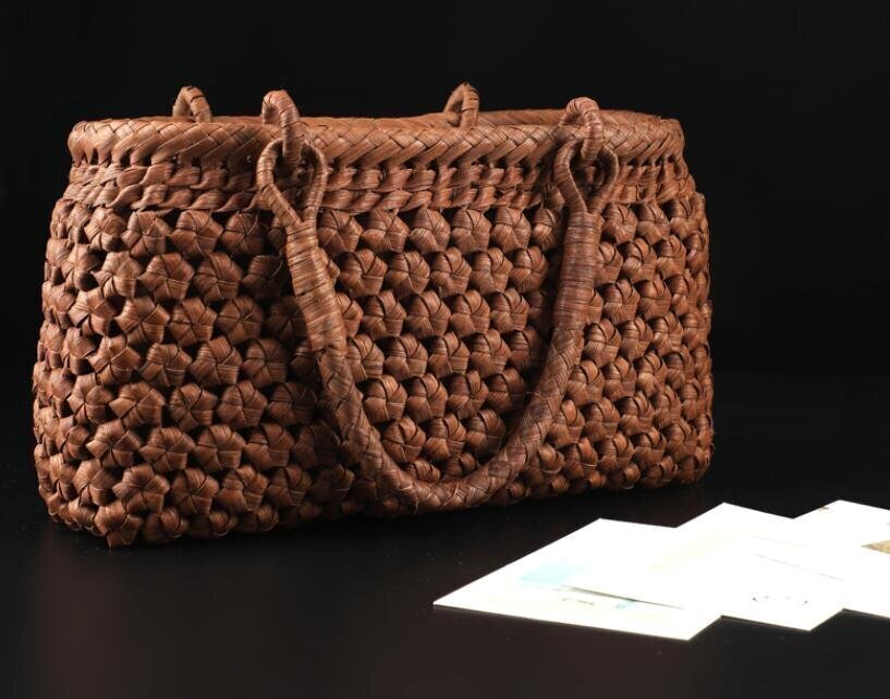 新品推薦★職人手作り良品　山葡萄かごバッグ 手編み山葡萄籠バッグ バスケット籐かご 　六角花編み_画像3