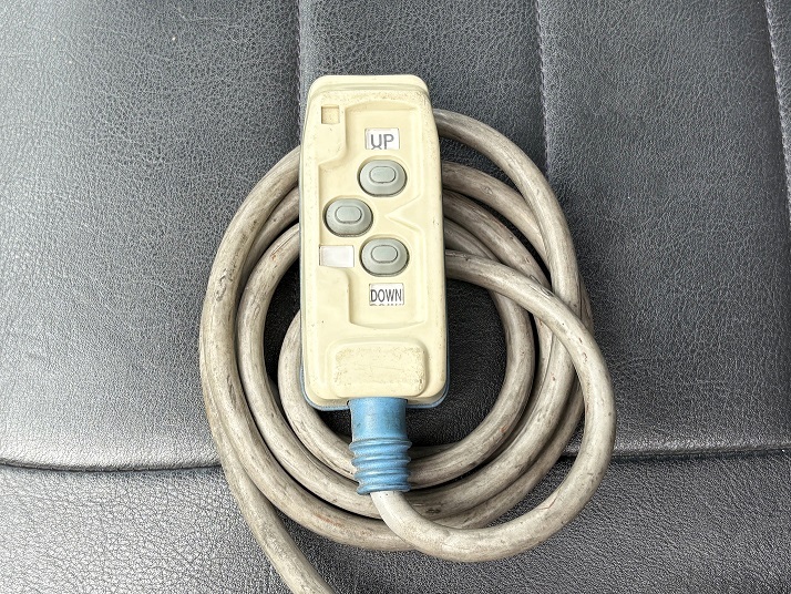 ★ リビルド新品エンジン交換済み ♪ 4WD垂直リフト&ダンプ ♪ リモコン操作でダンプ操作可能!車検付き ♪ 2000year S210P_画像8