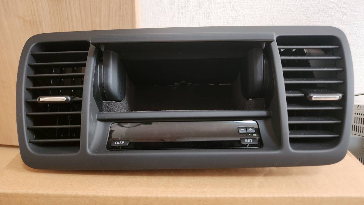  スバル 純正 レガシィセンターコンソール 小物入れ SUBARU センターパネル 吹き出し口 エアコン_画像2