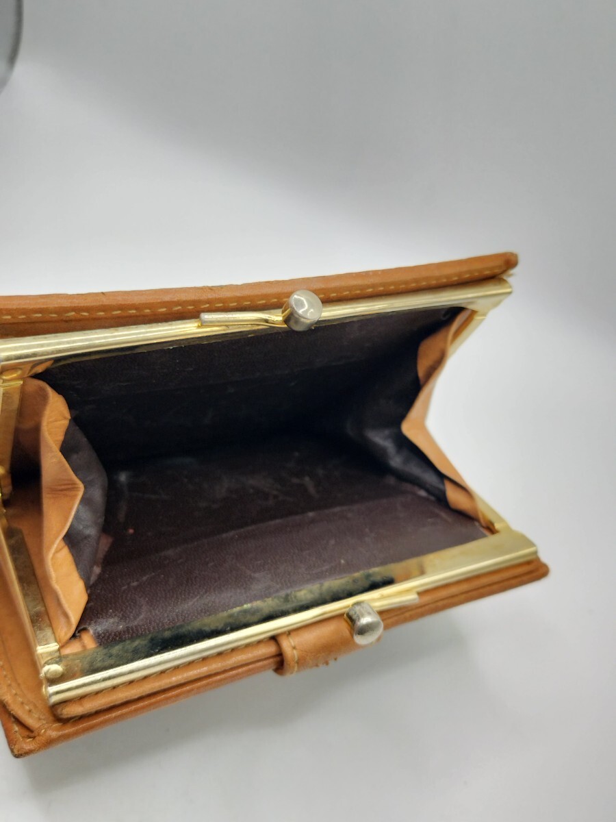 【100円スタート】MARIO VALENTINO マリオヴァレンティノ がま口 財布 二つ折り Vロゴ モノグラム柄 ブラック ブラウン系 中古_画像4