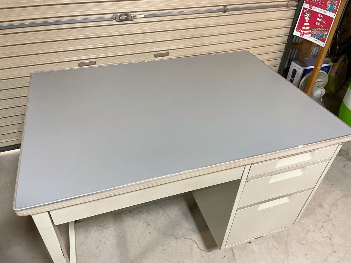 中古 片袖机 事務椅子 セット ※鍵欠品 片袖デスク テーブル パソコンデスク 作業台 チェア イス いす 事務所 店舗 茨城県 1111え8 M 家DC_画像3