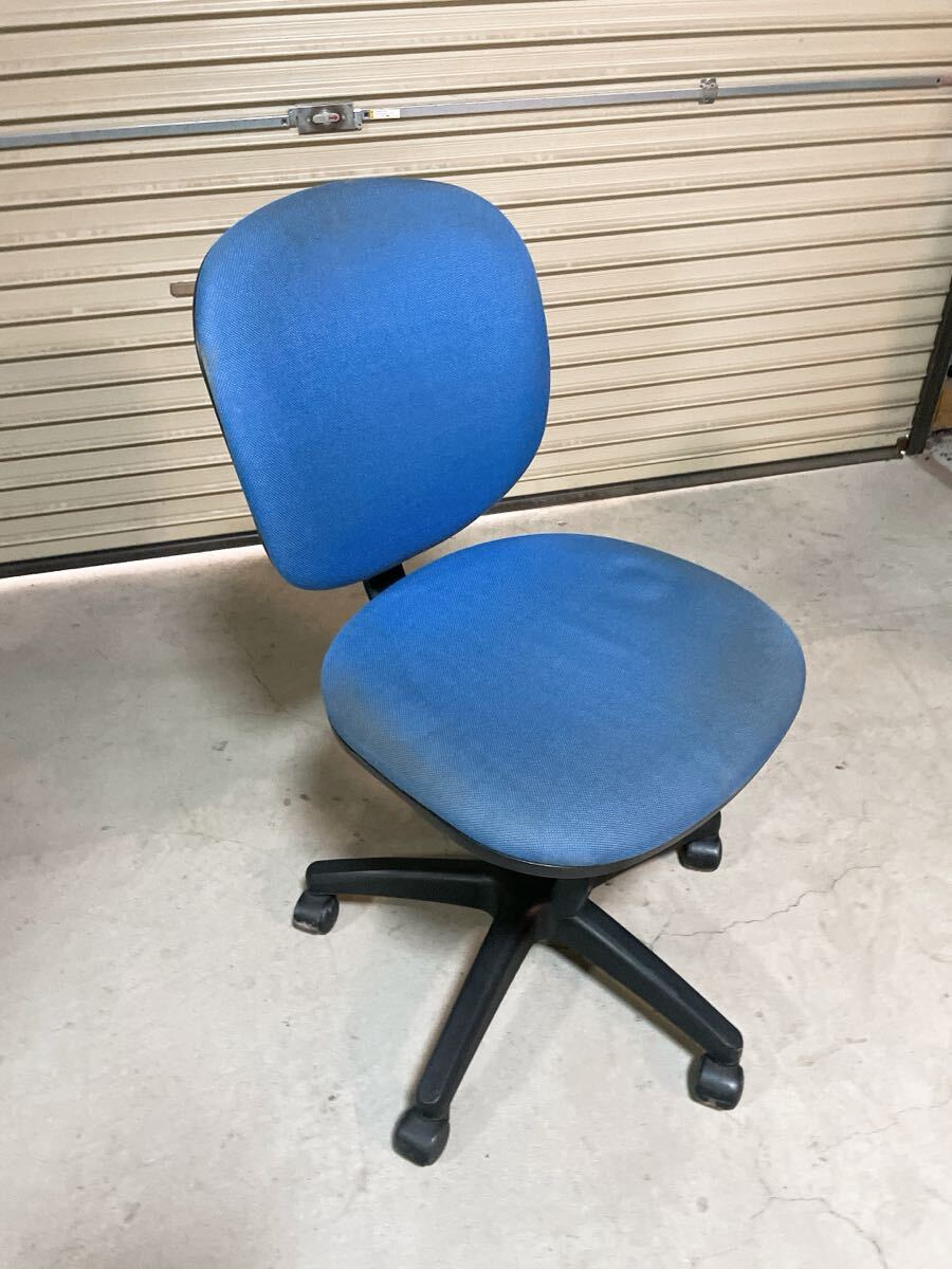 中古 片袖机 事務椅子 セット ※鍵欠品 片袖デスク テーブル パソコンデスク 作業台 チェア イス いす 事務所 店舗 茨城県 1111え8 M 家DC_画像7