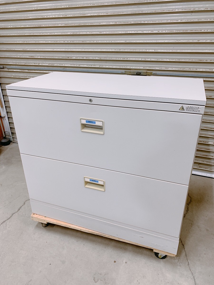 中古 okamura 2段ラテラル書庫 鍵欠品 W900×D450×H820mm ローキャビネット 収納 書庫 オフィス家具 引取歓迎 茨城県 1111か3 K 家_画像1