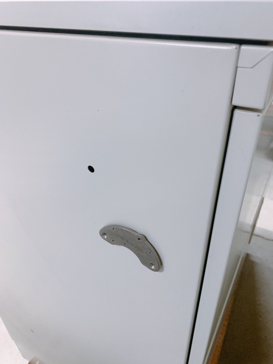 中古 okamura 2段ラテラル書庫 鍵欠品 W900×D450×H820mm ローキャビネット 収納 書庫 オフィス家具 引取歓迎 茨城県 1111か3 K 家_画像7