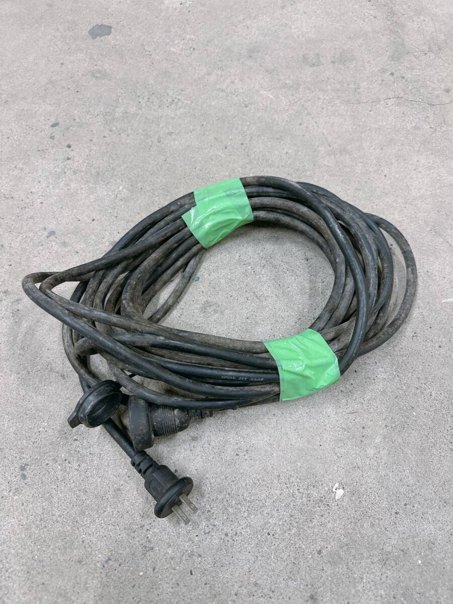 中古 (株)シバタ 延長コード 約10m VCT 2X1.25 防雨型 作業用 農機具 工事 園芸 フタ付コード 電源コード 延長ケーブル 1030あわ1 E2 80_画像2
