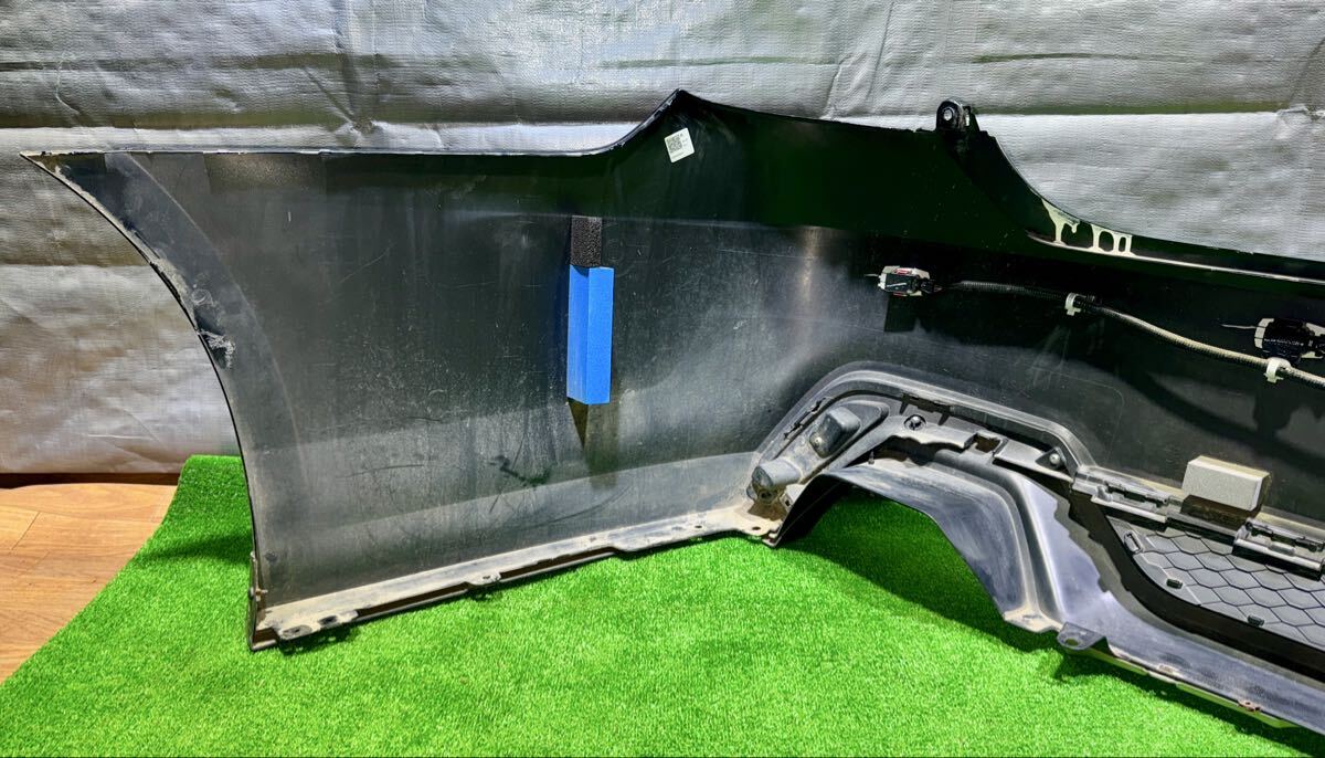 トヨタ クラウン 220系 後期純正 センサー4個付き TRD PPFフィルム保護 リアバンパー カラーコード 219 ARS220 AZSH20 AZSH21 _画像6