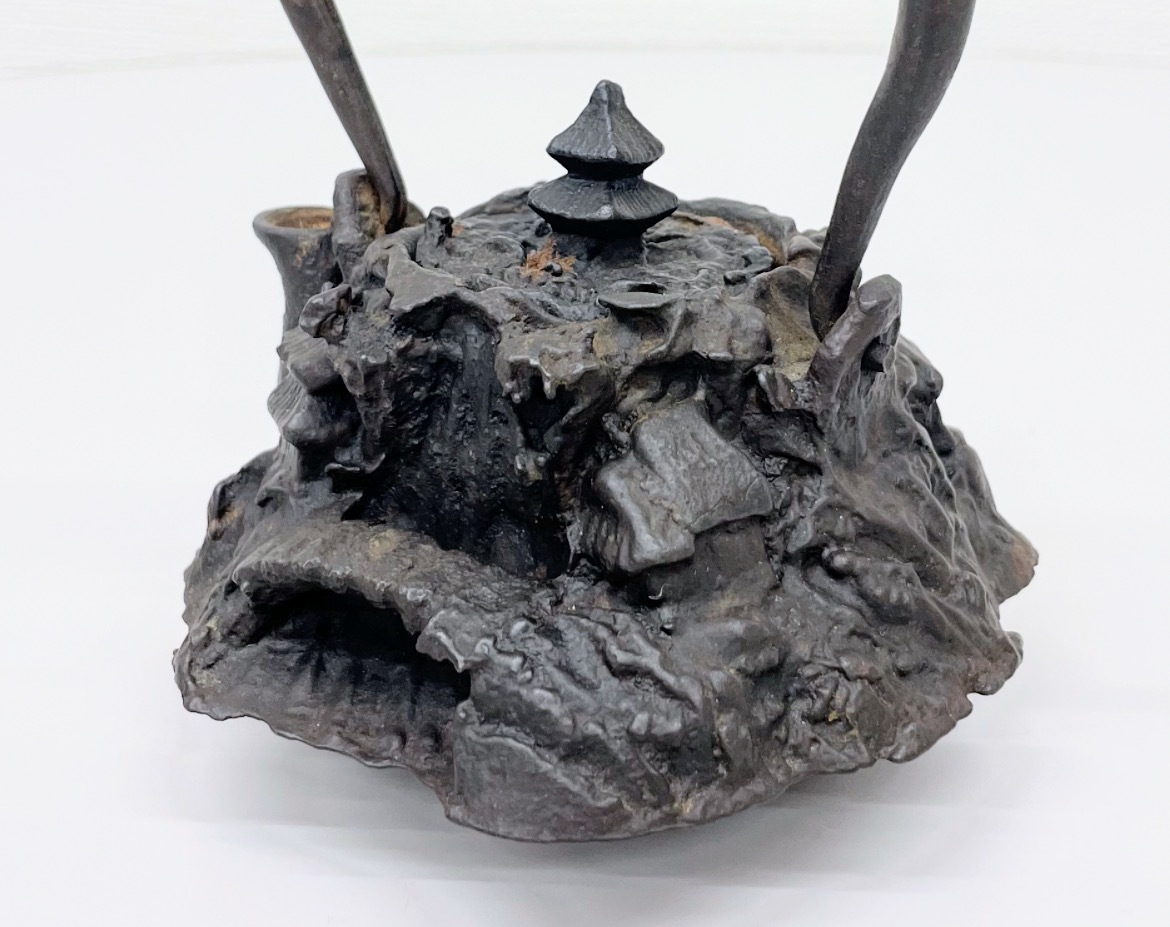 小鉄瓶 山水盛上鉄瓶 古鉄瓶 時代鉄瓶 小ぶり / 茶道具 / 煎茶道具_画像6