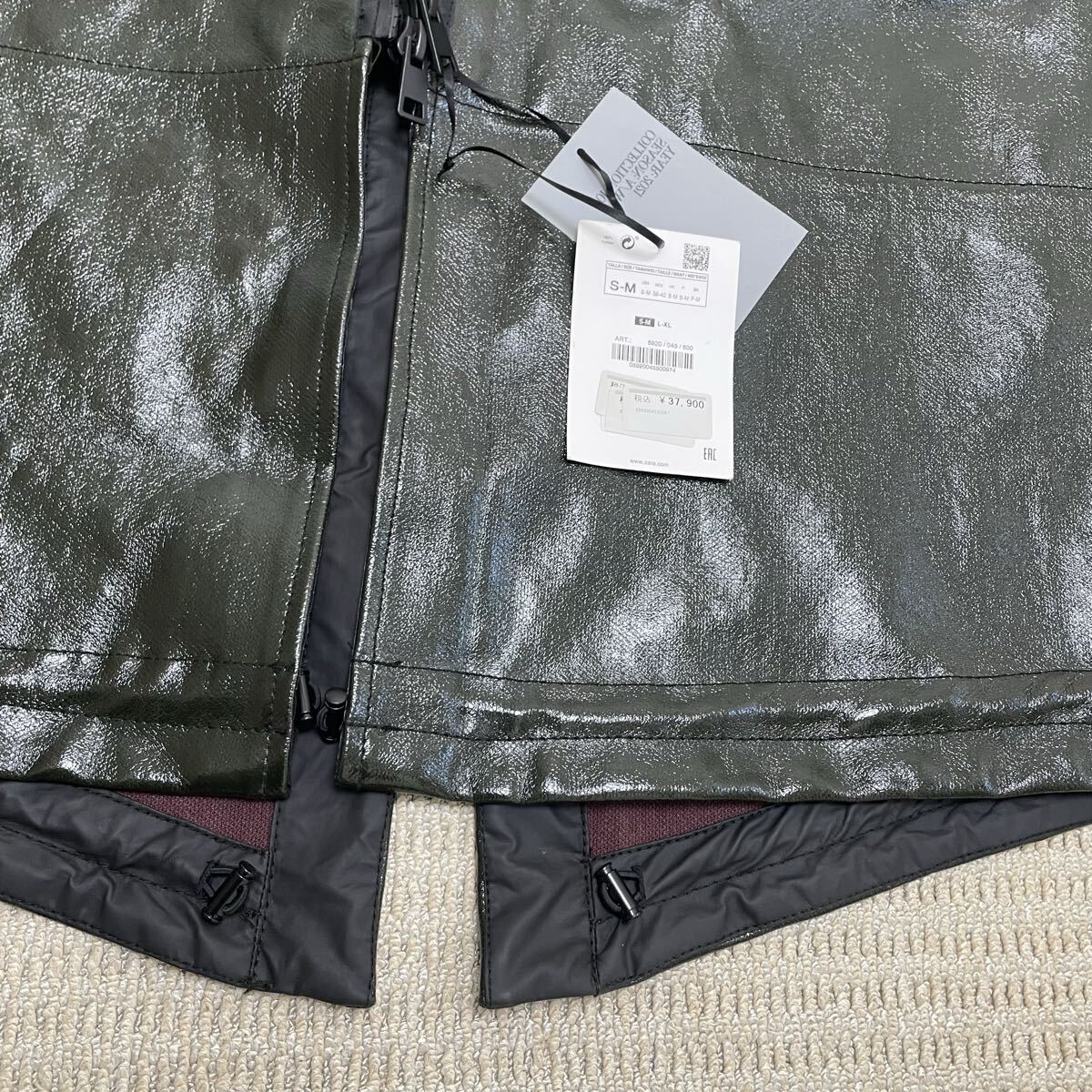 【未使用】ZARA LIMITED EDITION 2021 ラッカードパーカ_画像4