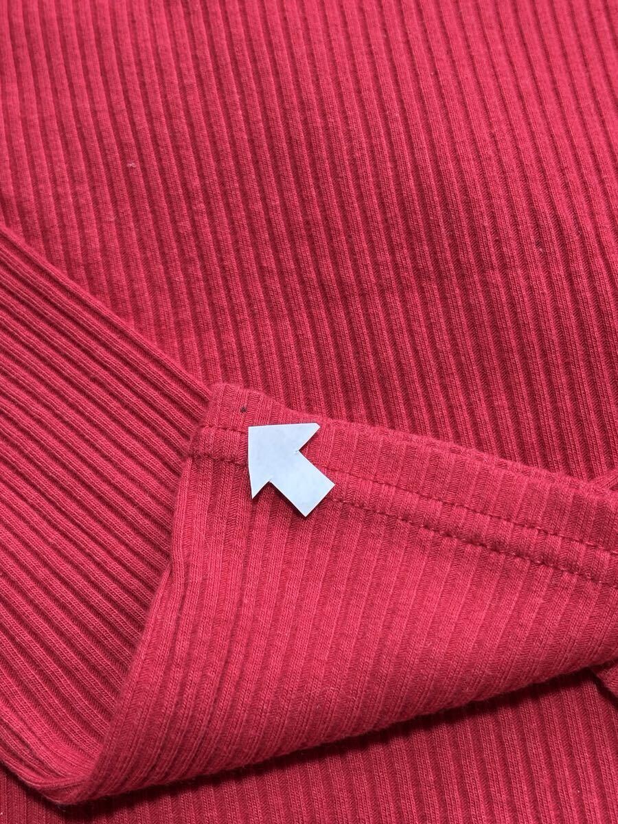 ハイネック カットソー 長袖 赤 リブ ストレッチあり 120㎝ 中古 (女の子、Tシャツ、インナー)_画像7