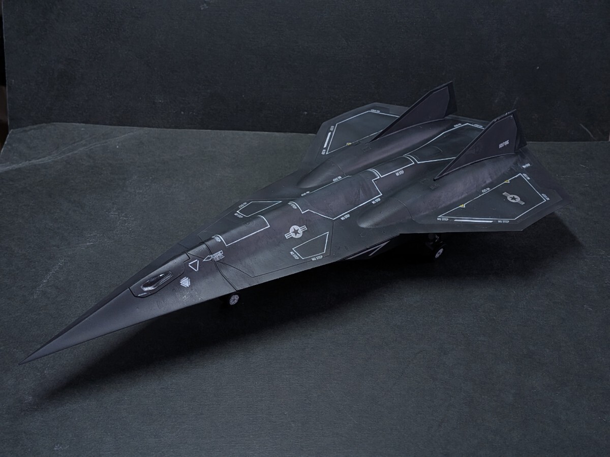 トップガンマーベリック、試作機ダークスター、ベルファイン1/72塗装完成品_画像2