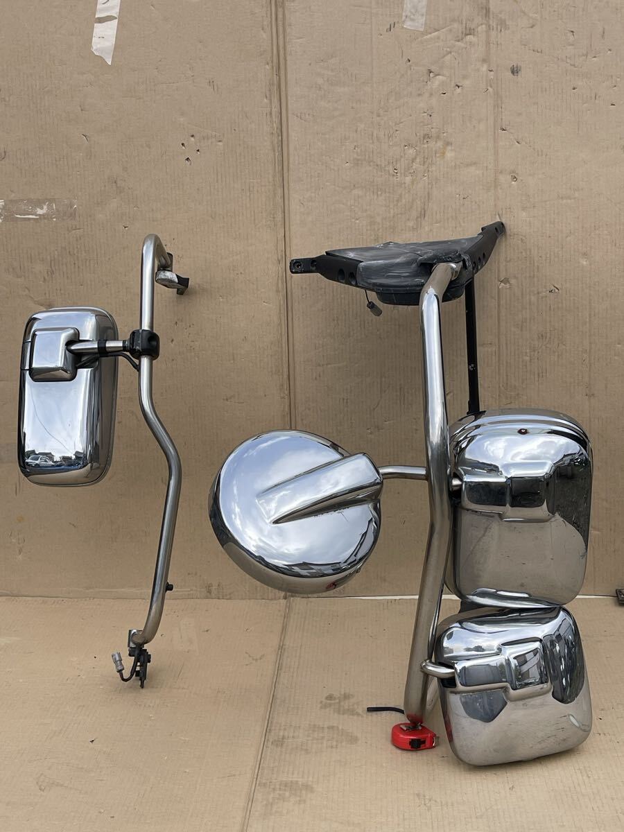 211 純正 日産 UD クオン トラックス 太 メッキミラー メッキステー メッキサイドミラー メッキ サイドミラー 左右セット　_画像1