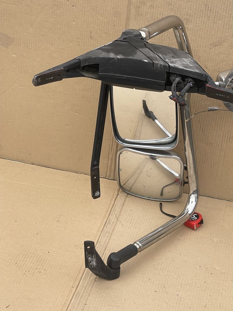 239 純正日産UD クオン/トラックス クロームサイドミラーステー（助手席側左側）1個ガラスなし_画像10