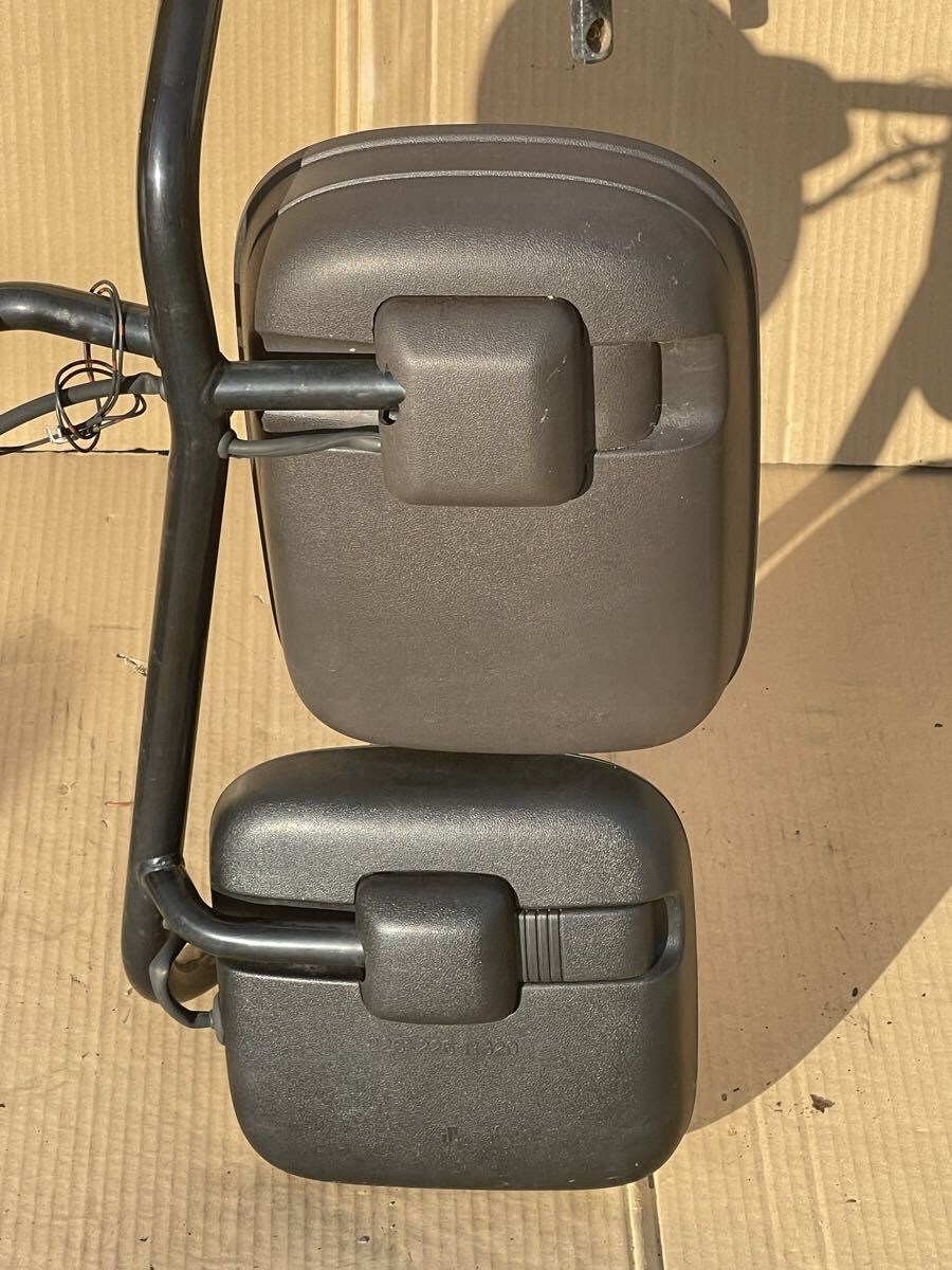 249 日産UD純正 クオントラックス ミラーステー ミラー(左側)助手席側_画像2