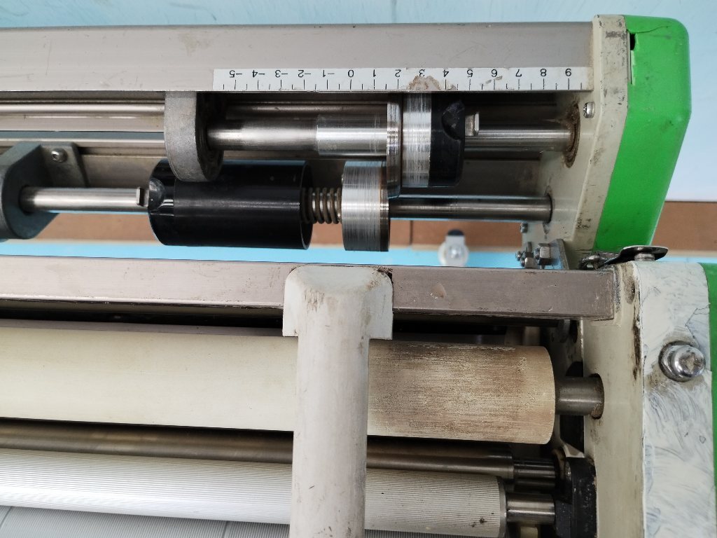 ◎●◎Z722極東産機自動糊付け機プライムS　PrimeS 　スリッター付き！点検、整備済み！◎●◎ヤヨイ_画像5