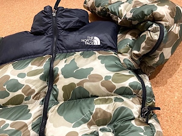 レア 正規品★ノースフェイス ヌプシ ダウンジャケット 迷彩/カモフラ タンカモ S ND91308★軽量 コンパクト 登山 アウトドア タウンユース_画像5