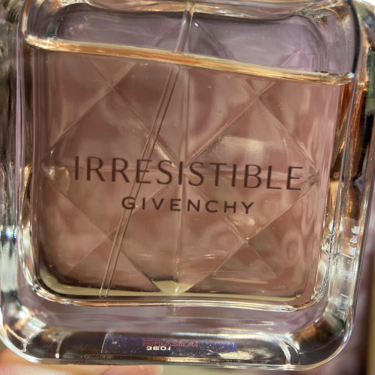 ジバンシイ イレジスティブル オーデパルファム 50ml 香水 フレグランス パフューム GIVENCHY IRRESISTIBLE EDP レディース_画像4