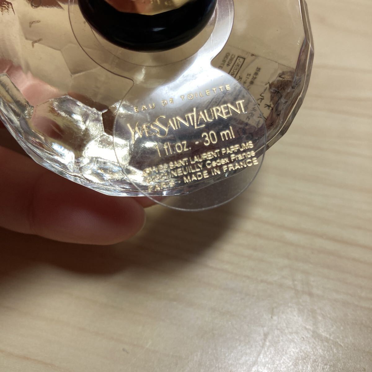 ② イヴサンローラン　ベビードール　オーデトワレ　30ml 香水　フレグランス　パフューム　ブランド　YVESSAINTLAURENT BABY DOLL EDT_画像4