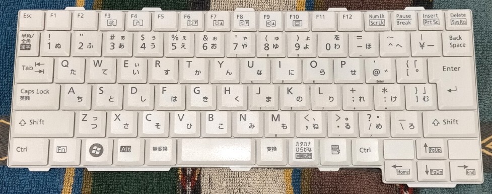 富士通 LIFEBOOK P770 P771 P772 R8260 R8270 R8280 R8290 MP702 P702用キーボード CP454005-01 N860-7677-T351 入力確認済み 保証付き5e85_画像1