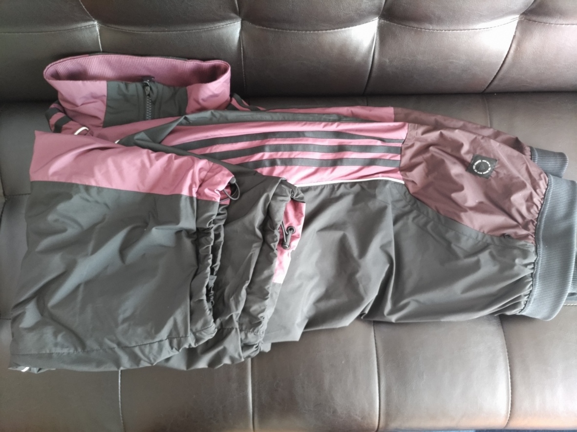 正規品 adidas アディダス 上下セット ナイロン ウィンドブレーカー セットアップ 黒 ブラック ロゴ 刺繍 定価18700円 XL USED品_画像5