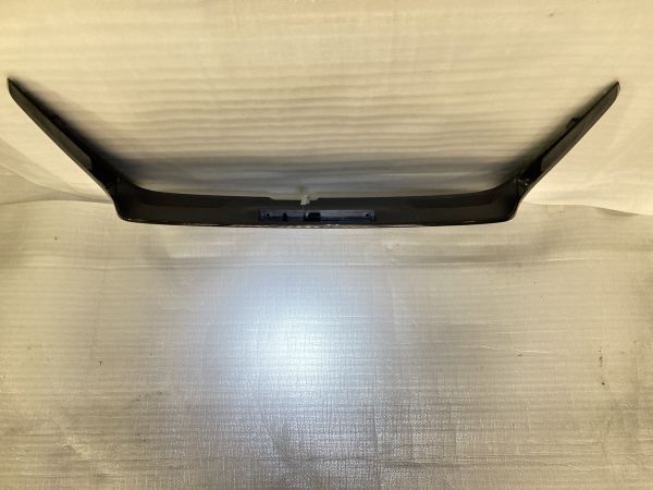 ハリアー ZSU60W 60系 純正 リアスポイラー リアウイング ルーフスポイラー ブラック 76085-48180_画像1